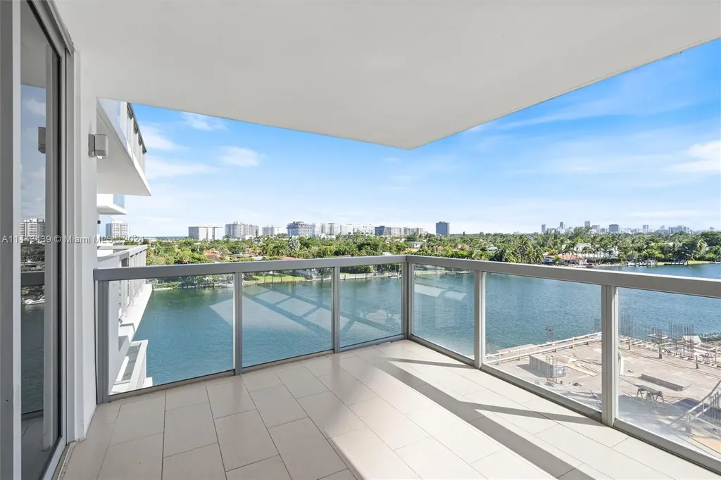 9261 E Bay Harbor Drive Bay Harbor Islands FL 33154