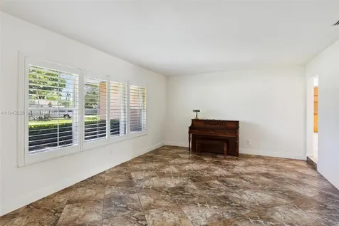 8201 SW 164th Street Palmetto Bay FL 33157