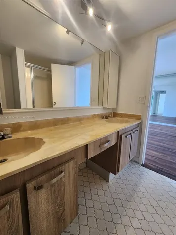 13499 Biscayne Boulevard North Miami FL 33181