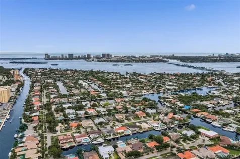 13499 Biscayne Boulevard North Miami FL 33181