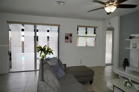 24922 SW 118th Court Homestead FL 33032