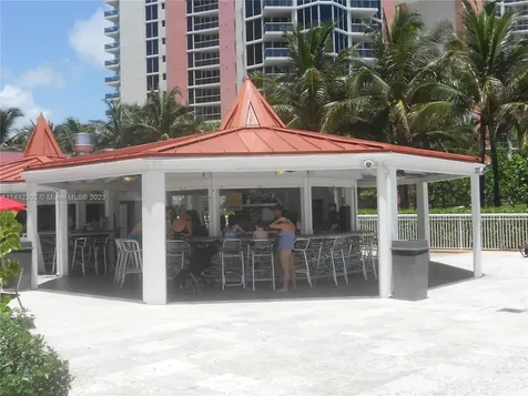 19201 Collins Avenue Sunny Isles Beach FL 33160