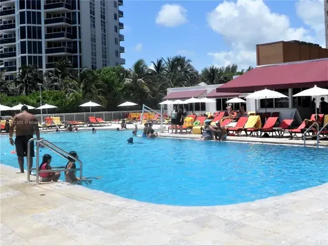 19201 Collins Avenue Sunny Isles Beach FL 33160