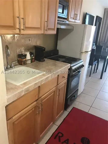 19201 Collins Avenue Sunny Isles Beach FL 33160