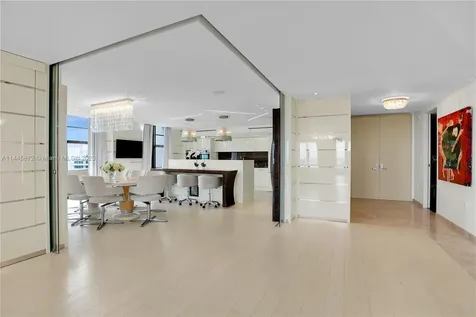 5500 Collins Avenue Miami Beach FL 33140