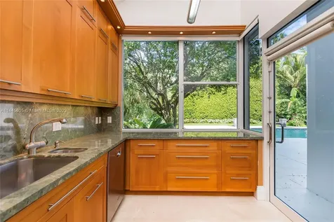 51 Island Drive Key Biscayne FL 33149