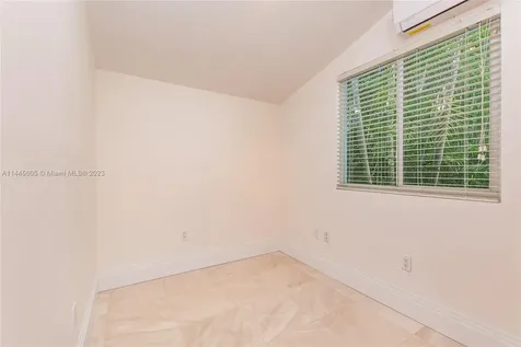 51 Island Drive Key Biscayne FL 33149