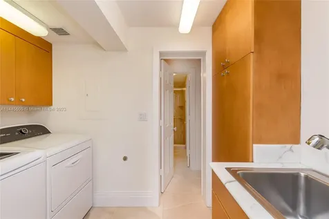 51 Island Drive Key Biscayne FL 33149