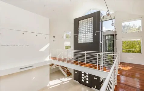 51 Island Drive Key Biscayne FL 33149