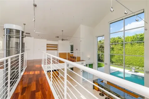 51 Island Drive Key Biscayne FL 33149
