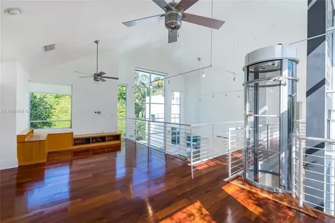 51 Island Drive Key Biscayne FL 33149