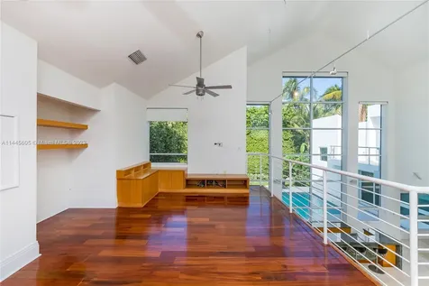 51 Island Drive Key Biscayne FL 33149