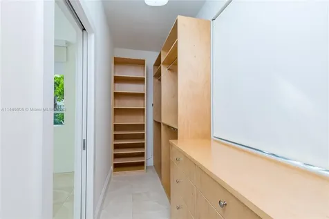 51 Island Drive Key Biscayne FL 33149