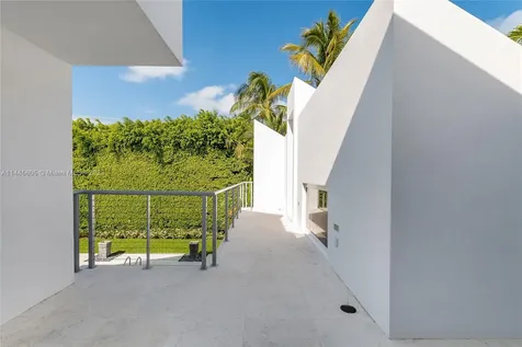 51 Island Drive Key Biscayne FL 33149