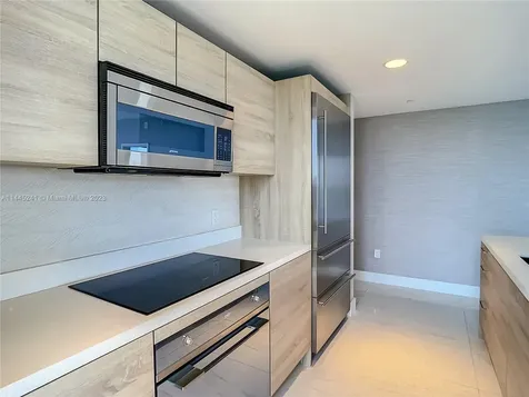 16385 Biscayne Boulevard North Miami Beach FL 33160