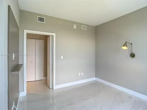 16385 Biscayne Boulevard North Miami Beach FL 33160