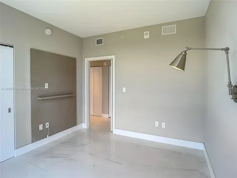 16385 Biscayne Boulevard North Miami Beach FL 33160