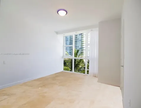 400 Alton Road Miami Beach FL 33139