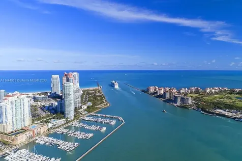 400 Alton Road Miami Beach FL 33139