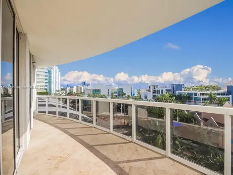400 Alton Road Miami Beach FL 33139