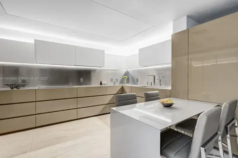 6899 Collins Avenue Miami Beach FL 33141