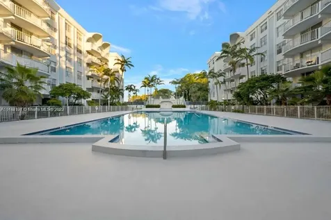 496 NW 165th Street Road Miami FL 33169