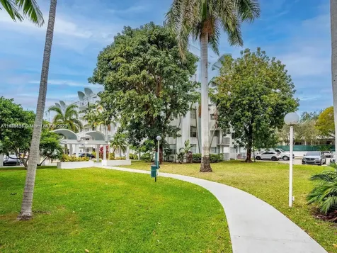 496 NW 165th Street Road Miami FL 33169