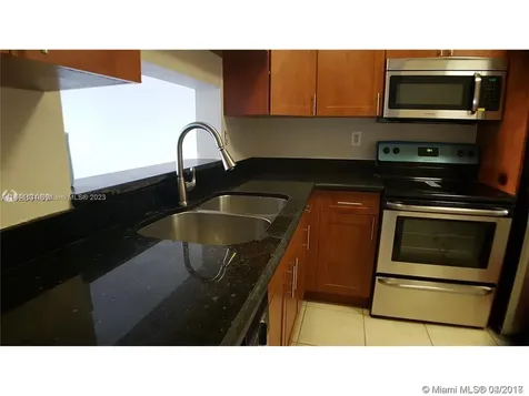 496 NW 165th Street Road Miami FL 33169