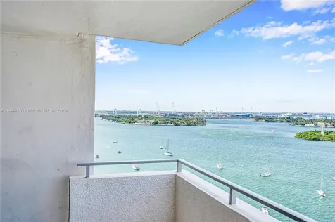 11 Island Avenue Miami Beach FL 33139