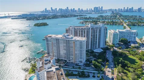 11 Island Avenue Miami Beach FL 33139