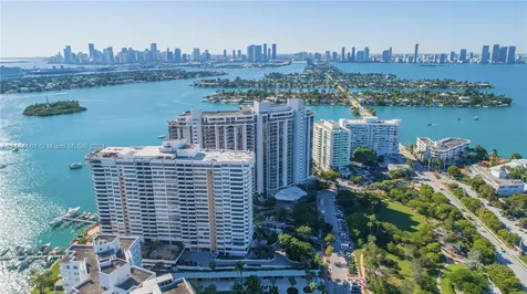 11 Island Avenue Miami Beach FL 33139