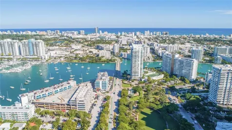 11 Island Avenue Miami Beach FL 33139