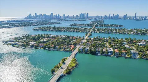 11 Island Avenue Miami Beach FL 33139