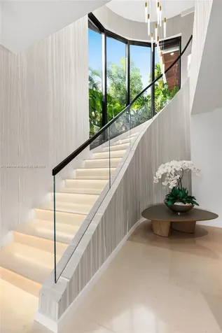 250 S Hibiscus Drive Miami Beach FL 33139