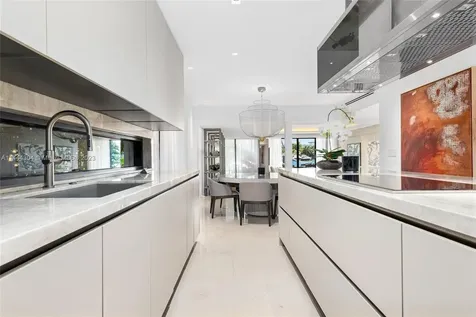 250 S Hibiscus Drive Miami Beach FL 33139