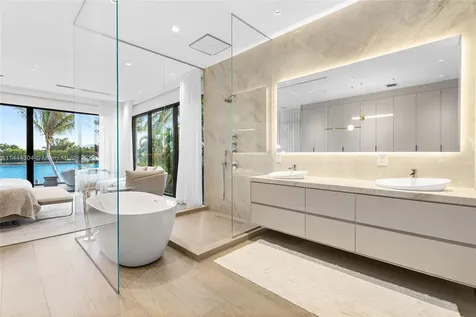 250 S Hibiscus Drive Miami Beach FL 33139