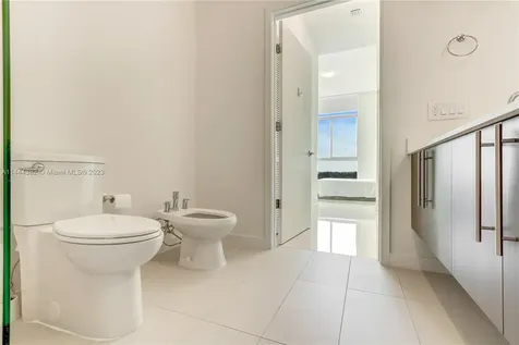 7825 NW 107th Avenue Doral FL 33178