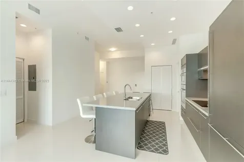 7825 NW 107th Avenue Doral FL 33178