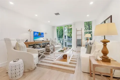 325 N Meridian Avenue Miami Beach FL 33139