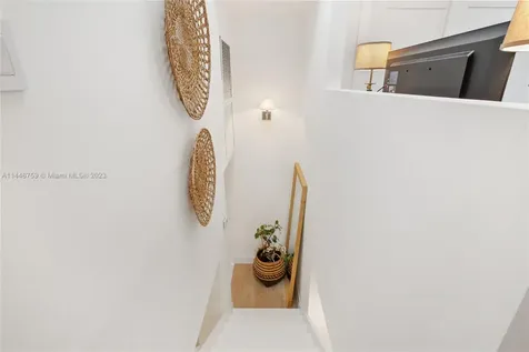 325 N Meridian Avenue Miami Beach FL 33139