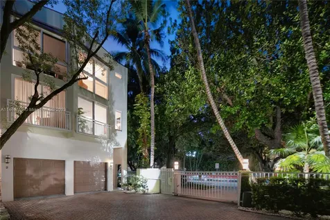 325 N Meridian Avenue Miami Beach FL 33139