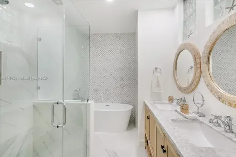 325 N Meridian Avenue Miami Beach FL 33139
