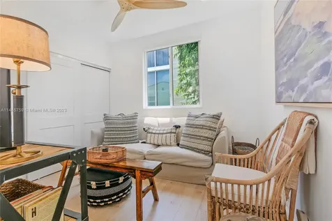 325 N Meridian Avenue Miami Beach FL 33139