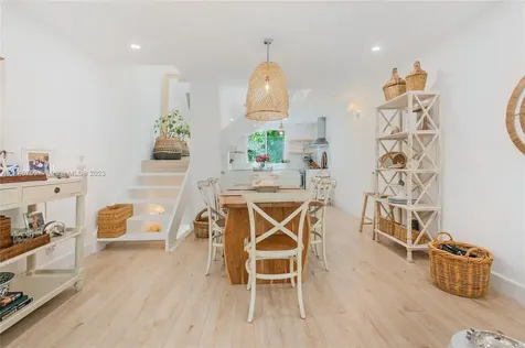 325 N Meridian Avenue Miami Beach FL 33139