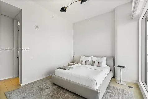 3315 Collins Avenue Miami Beach FL 33140