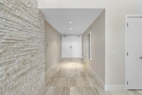 6899 Collins Avenue Miami Beach FL 33141