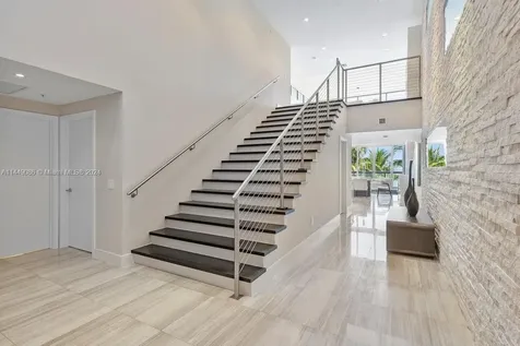 6899 Collins Avenue Miami Beach FL 33141