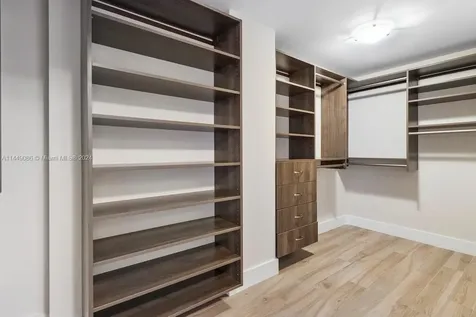 6899 Collins Avenue Miami Beach FL 33141