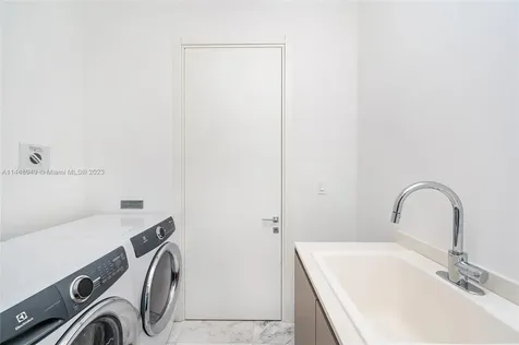 17141 Collins Avenue Sunny Isles Beach FL 33160