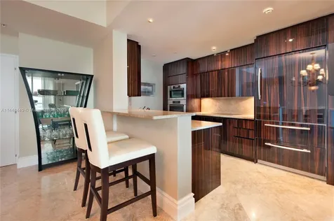 50 S Pointe Drive Miami Beach FL 33139